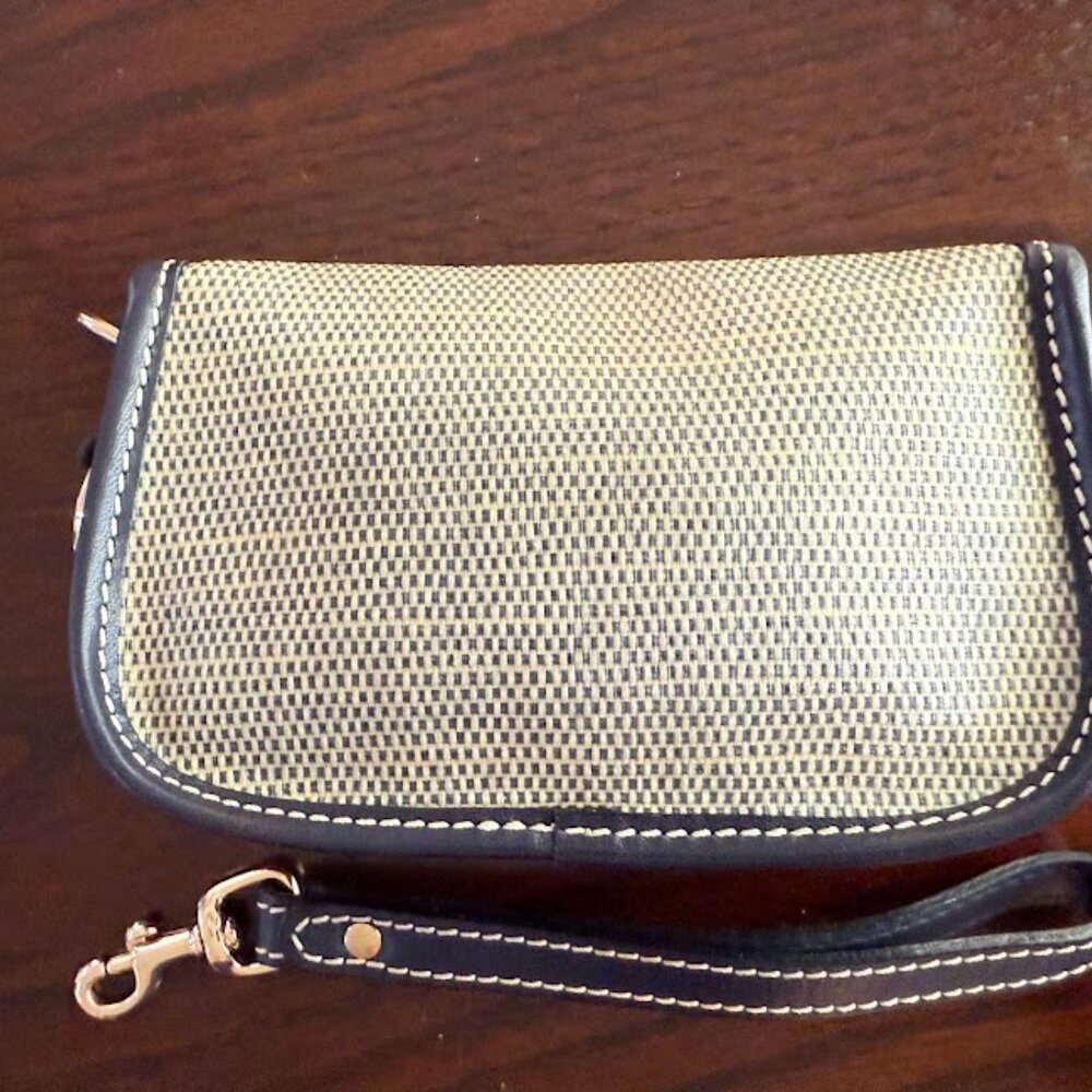 Dooney & Bourke Navy & White leather coated cotton Wristlet - Picture 4 of 7